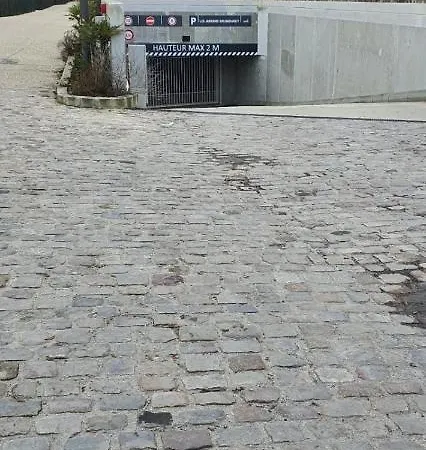 公寓 L'inoubliable T2 Jardin Centre Senlis Et Parking Privatif